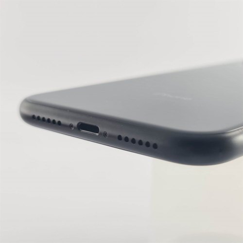 Смартфон Apple iPhone Xr 64 GB Black USED **
