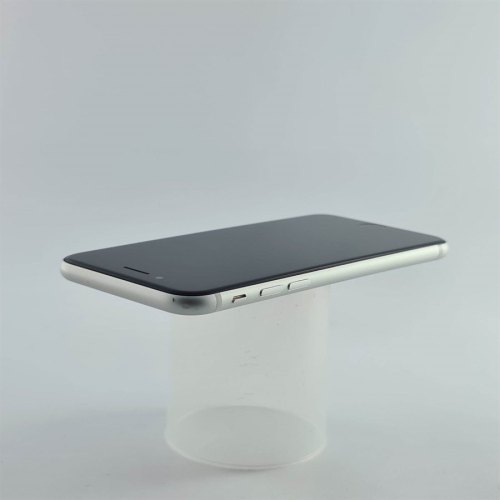 Смартфон Apple iPhone SE Gen.2 256 GB White USED **