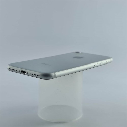 Смартфон Apple iPhone SE Gen.2 256 GB White USED **