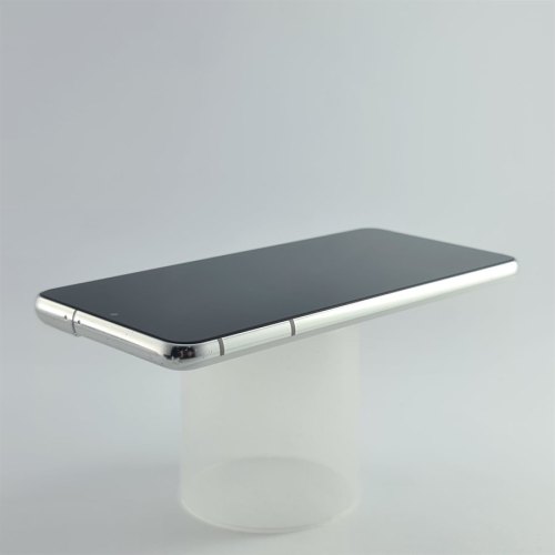 Смартфон Apple iPhone 13 128 GB Midnight USED **