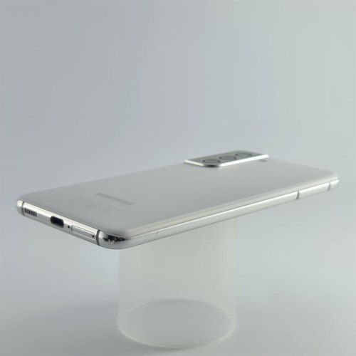 Смартфон Apple iPhone 13 128 GB Midnight USED **