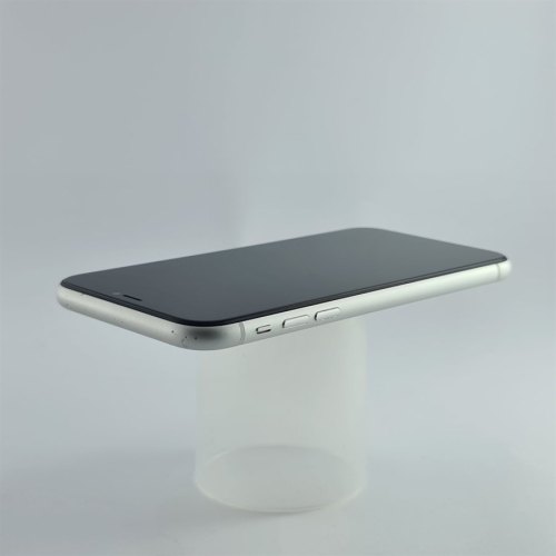 Смартфон Apple iPhone Xr 128 GB White USED **