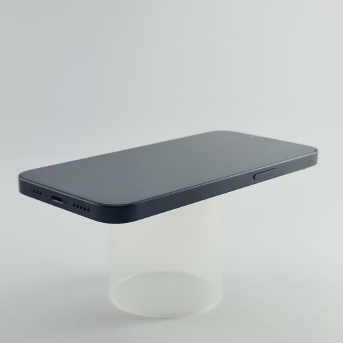 Смартфон Apple iPhone 13 128 GB Midnight USED **