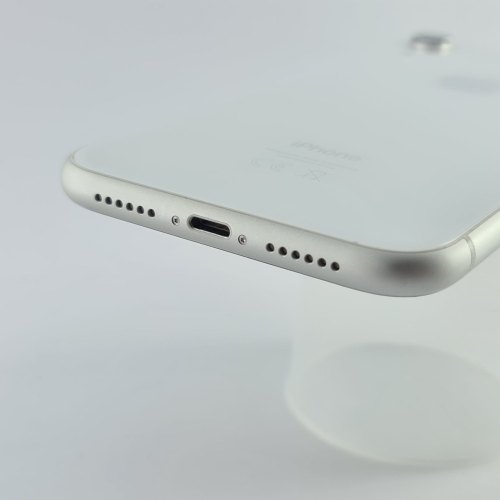 Смартфон Apple iPhone Xr 64 GB White USED **