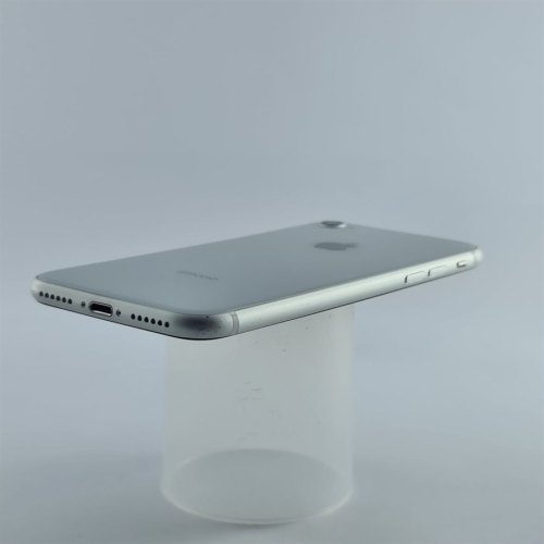 Смартфон Apple iPhone SE Gen.2 256 GB White USED **