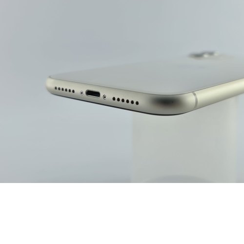 Смартфон Apple iPhone 11 64 GB White USED **