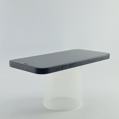 Смартфон Apple iPhone 12 128 GB Black USED **