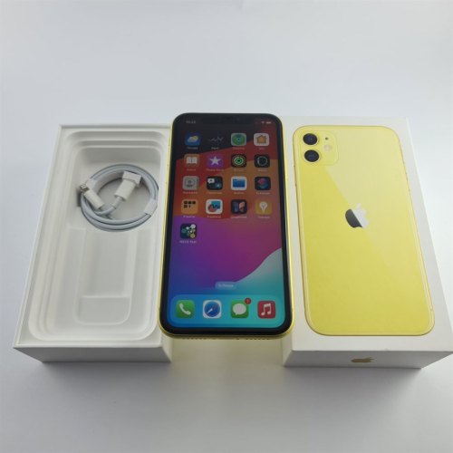 Смартфон Apple iPhone 11 64 GB Yellow USED **