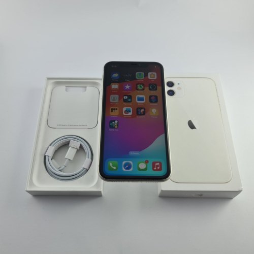 Смартфон Apple iPhone 11 128 GB White USED **