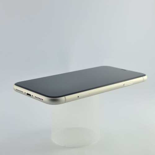 Смартфон Apple iPhone 11 128 GB White USED **