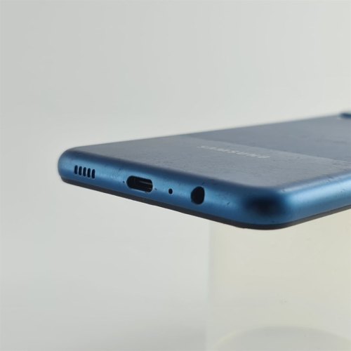 Смартфон Samsung Galaxy A12 32 GB Blue USED **