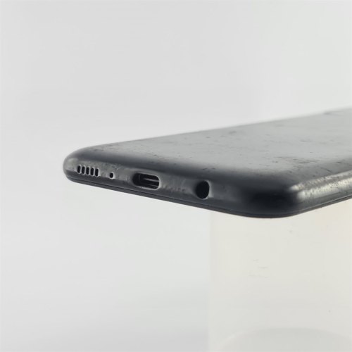 Смартфон Samsung Galaxy M21 64 GB Black USED **