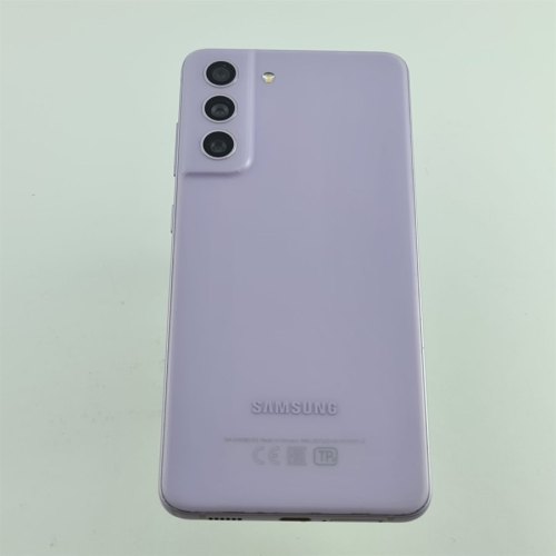 Смартфон Samsung Galaxy S21 FE 5G 256 GB Lavender USED **