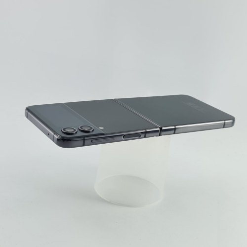 Смартфон Samsung Galaxy Z Flip 4 256 GB Graphite USED **