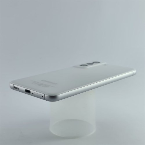 Смартфон Samsung Galaxy S21 FE 5G 128 GB White USED **