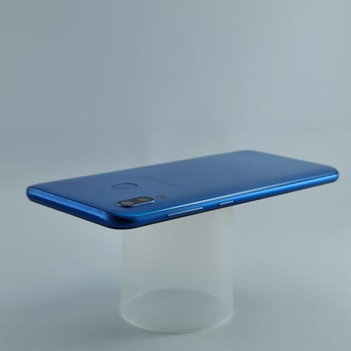 Смартфон Samsung Galaxy A30 32 GB Blue USED **