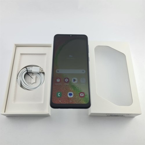 Смартфон Samsung Galaxy A04 32 GB Green USED **