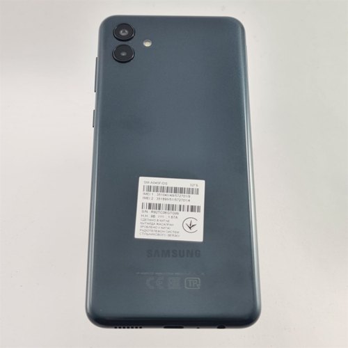 Смартфон Samsung Galaxy A04 32 GB Green USED **