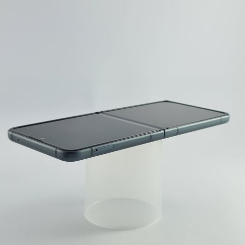 Смартфон Samsung Galaxy Z Flip3 128 GB Green USED **