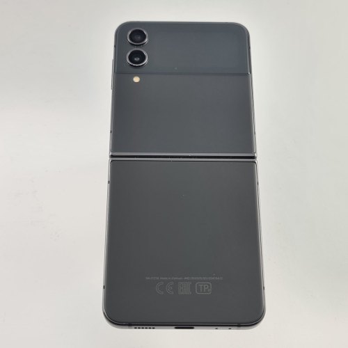 Смартфон Samsung Galaxy Z Flip 4 256 GB Graphite USED **