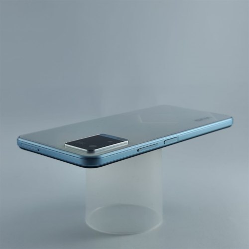 Смартфон Vivo Y21 64 GB Diamond Glow USED **