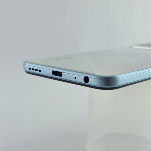 Смартфон Vivo Y21 64 GB Diamond Glow USED **