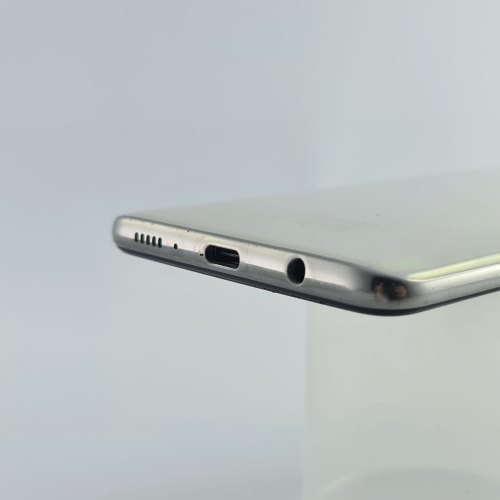 Смартфон Samsung Galaxy A51 64 GB White USED **
