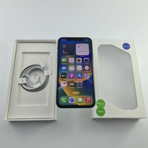 Смартфон Apple iPhone 11 Pro 256 GB Midnight Green USED **