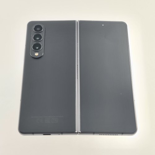 Смартфон Samsung Galaxy Z Fold 4 256 GB Phantom Black USED **