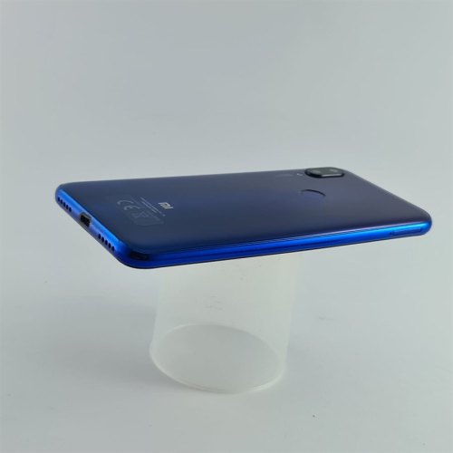 Смартфон Xiaomi Mi Play 64 GB Dream Blue USED **