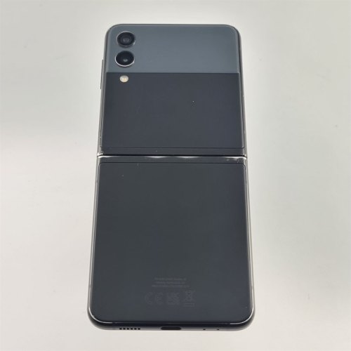 Смартфон Samsung Galaxy Z Flip3 128 GB Phantom Black USED **