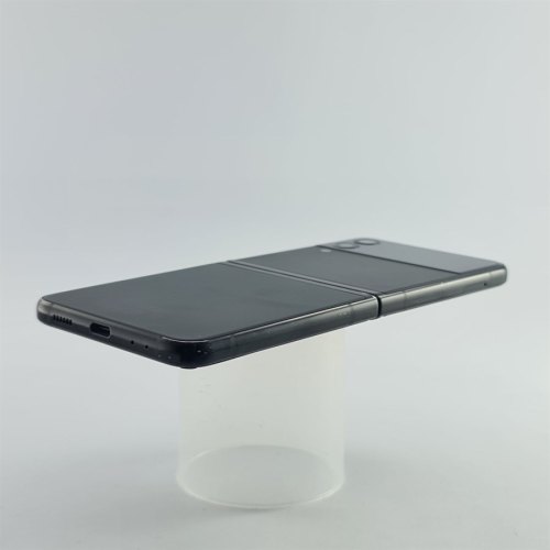 Смартфон Samsung Galaxy Z Flip3 128 GB Phantom Black USED **