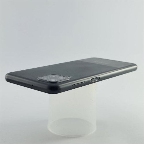 Смартфон Samsung Galaxy A12 32 GB Black USED **