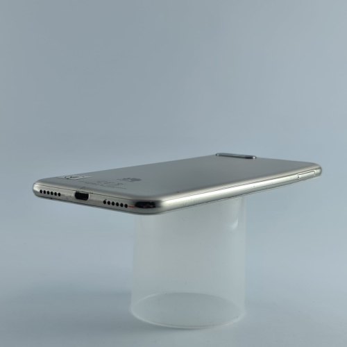 Смартфон Huawei Y6 2018 16 GB Gold USED **