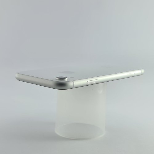 Смартфон Apple iPhone Xr 64 GB White USED **