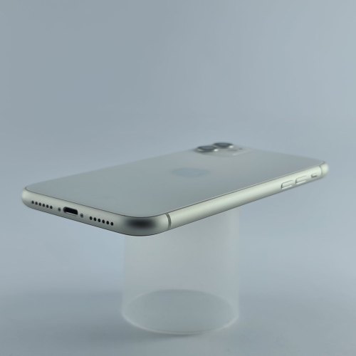 Смартфон Apple iPhone 11 64 GB White USED **
