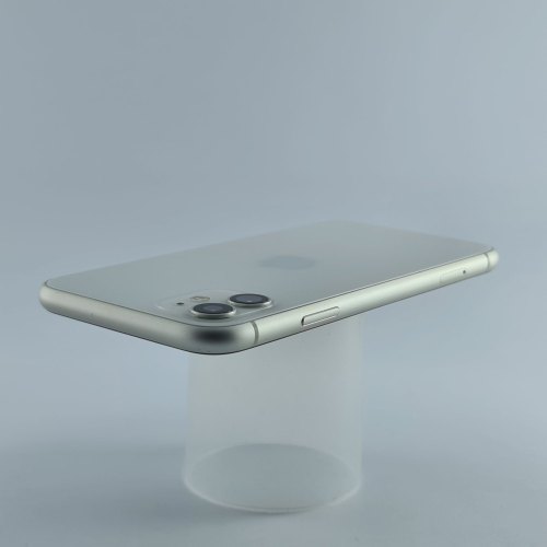Смартфон Apple iPhone 11 64 GB White USED **