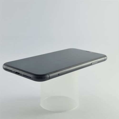 Смартфон Apple iPhone 11 64 GB Black USED **