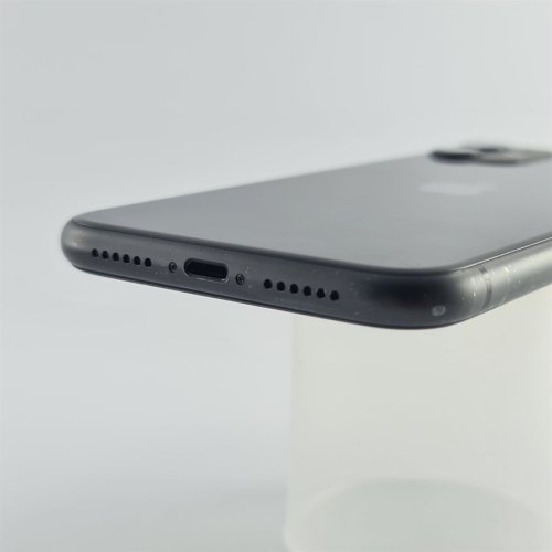 Смартфон Apple iPhone 11 64 GB Black USED **