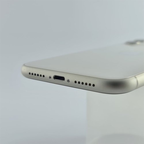 Смартфон Apple iPhone 11 64 GB White USED **