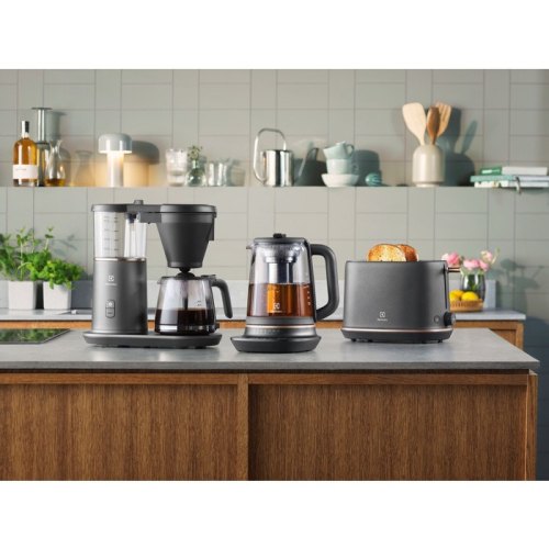 Тостер Electrolux 980Вт, метал, чорний