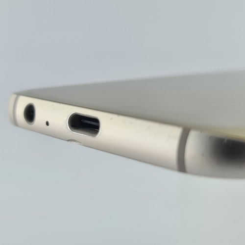 Смартфон Samsung Galaxy A5 2017 32 GB Gold USED **