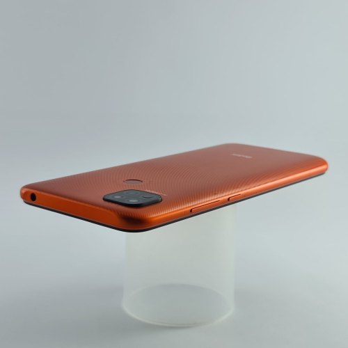 Смартфон Xiaomi Redmi 9C 32 GB Sunrise Orange USED **