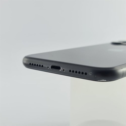 Смартфон Apple iPhone 11 128 GB Black USED **