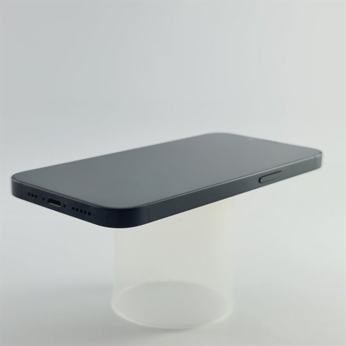 Смартфон Apple iPhone 13 128 GB Midnight USED **