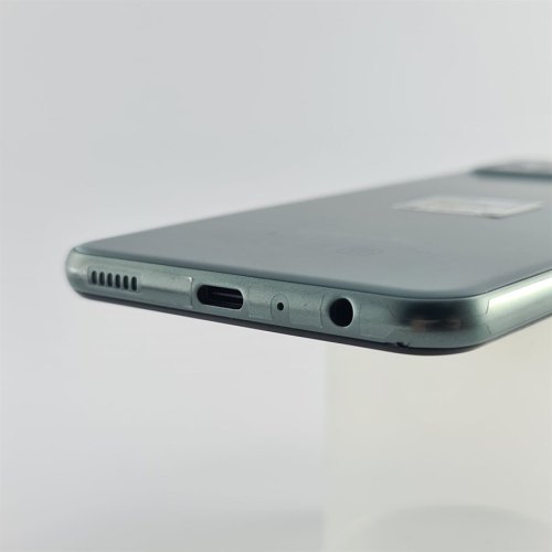 Смартфон Samsung Galaxy M33 128 GB Green USED **