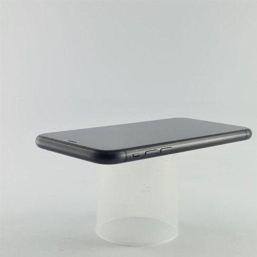 Смартфон Apple iPhone 11 64 GB Black USED **