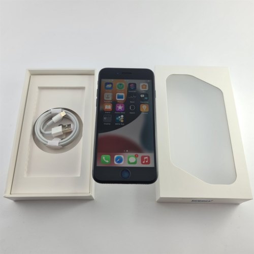 Смартфон Apple iPhone 7 32 GB Black USED **