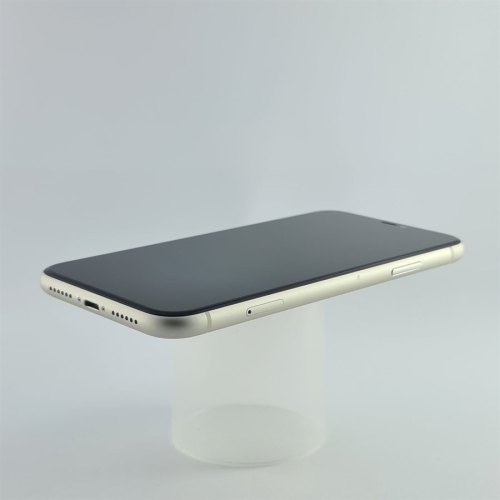 Смартфон Apple iPhone 11 64 GB White USED **