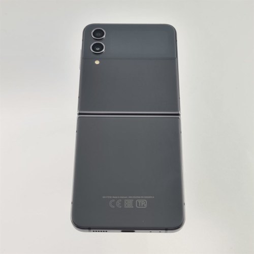 Смартфон Samsung Galaxy Z Flip 4 128 GB Graphite USED **